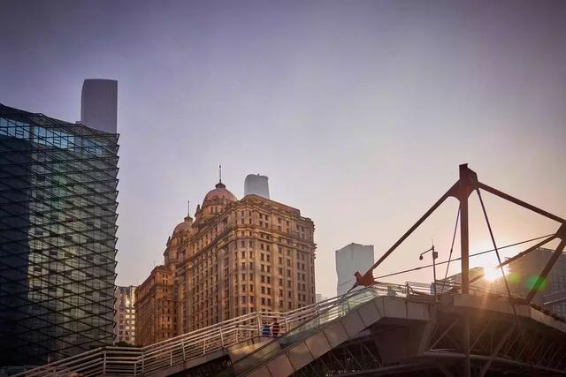 廣東推園區(qū)的生猛，超乎我的想象