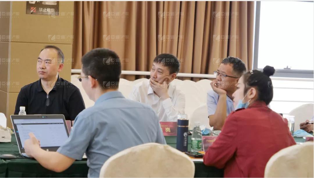 臣通顧問(wèn) 臣通顧問(wèn)